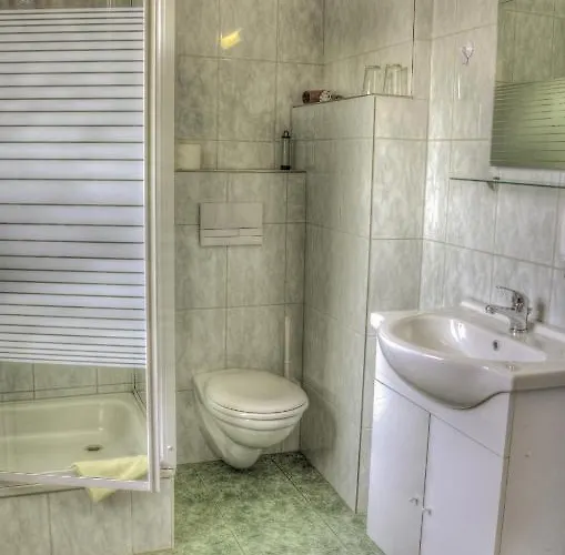 فندق Spree-pension 3*